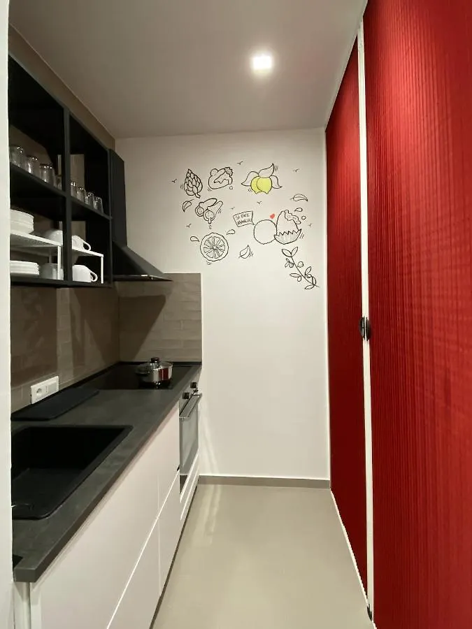 Liotru Maisonne, Rooms With En-Suite Bathroom And Shared Bathroom Catania Bed & Breakfast