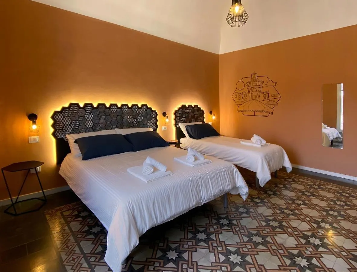 Bed & Breakfast Liotru Maisonne, Rooms With En-Suite Bathroom And Shared Bathroom Catania Italy