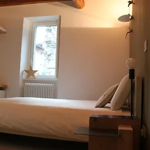 https://new-fontana-rooms.it-lombardy.com