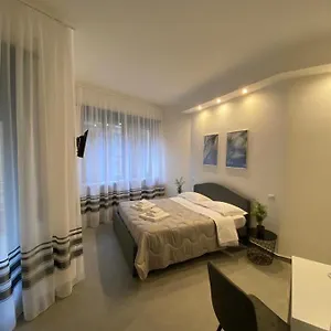 Residenza Via Verdi , Parma Italia