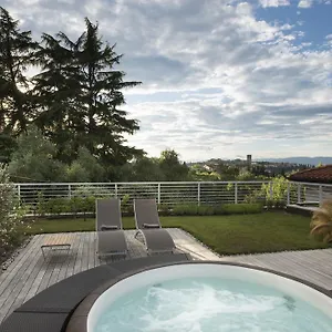 https://dame-di-toscana-residenze-con-vista.it-tuscanyhotel.com
